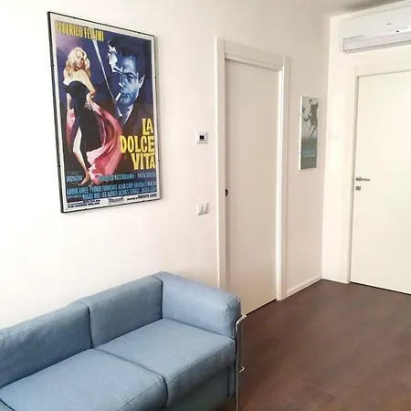 Appartamento Cinema Impero - Posto Auto Privato Siena Room photo